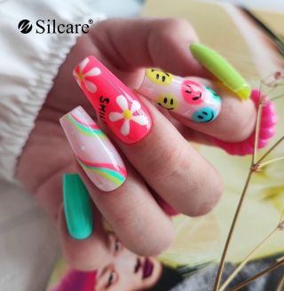 Doprajte si veselú stredu. Na našej stránke www.gelovenechty.sk nájdete veľa nálepiek, krásnych farebných gélových lakov a...